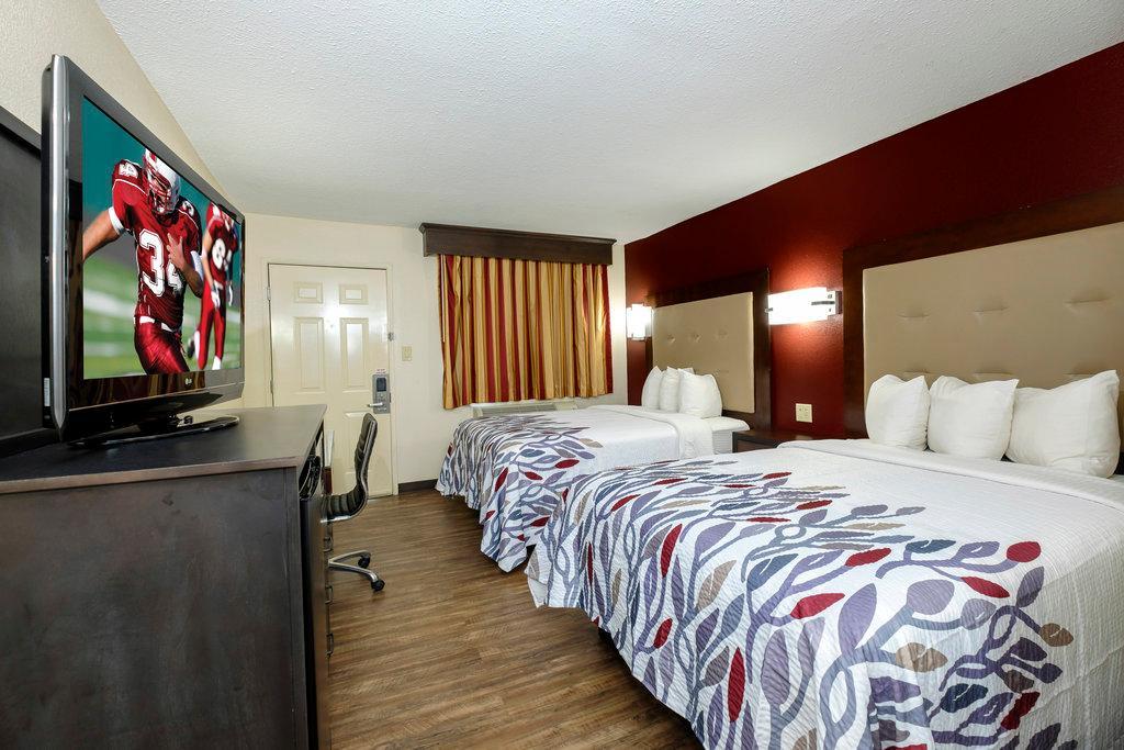 Red Roof Inn Columbus, Ms Eksteriør billede