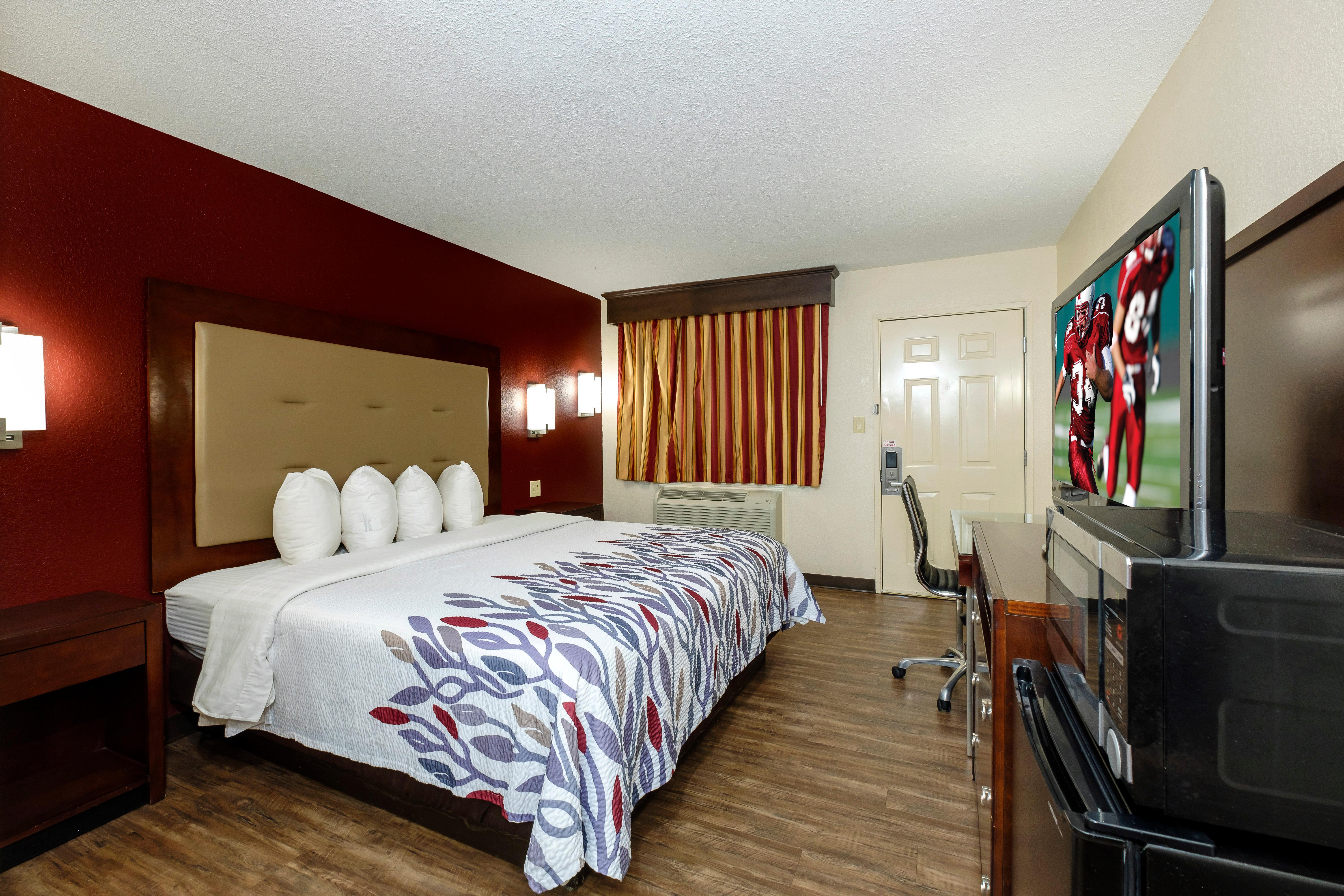 Red Roof Inn Columbus, Ms Eksteriør billede